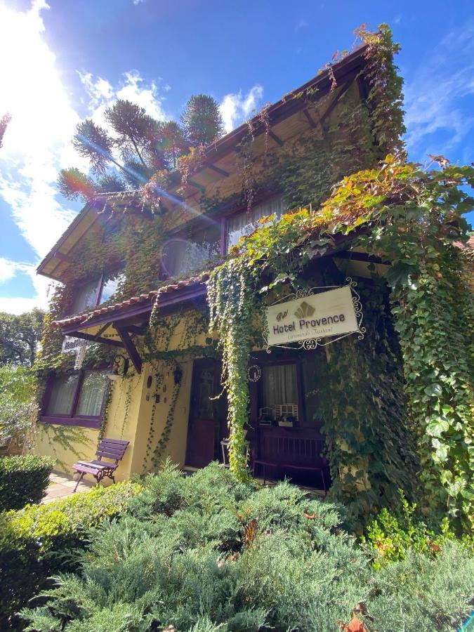 Petit Hotel Provence Gramado Exterior foto